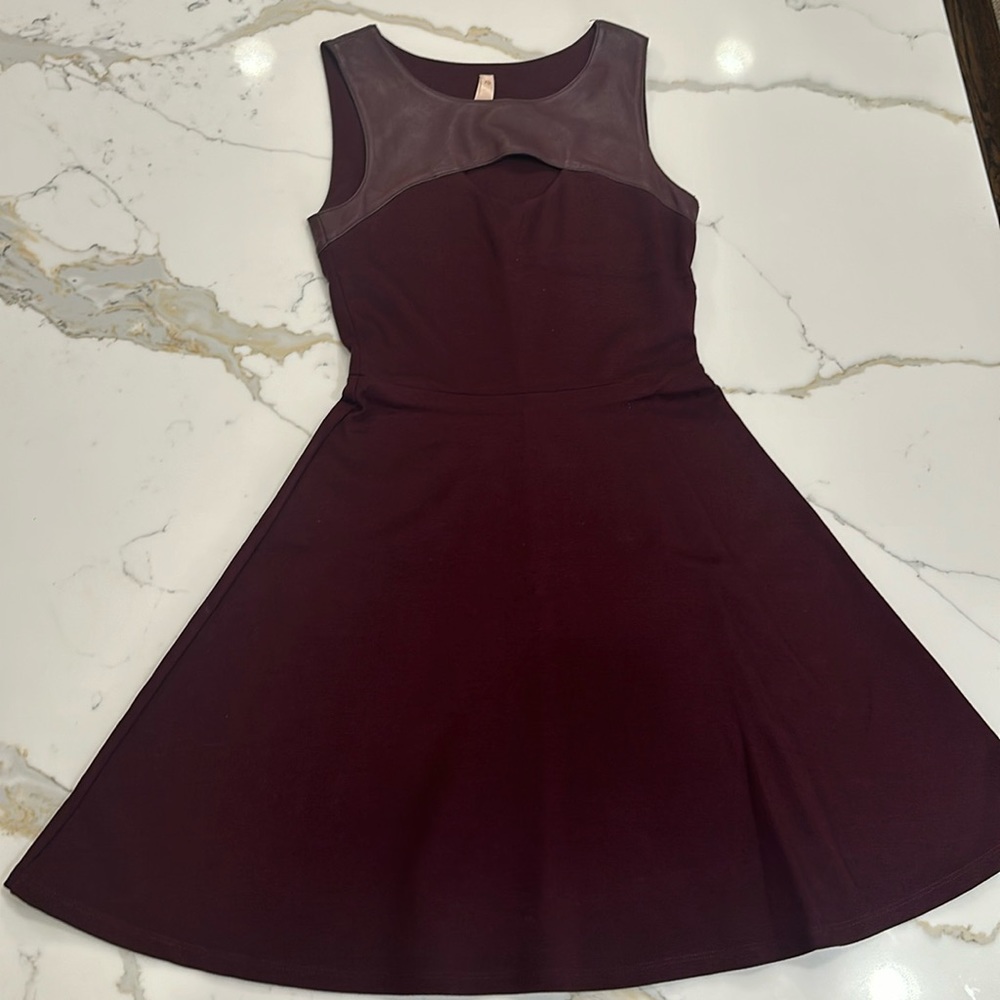 Bailey 44 Bewitched Dress S keyhole cutout maroon faux leather bodice size xs